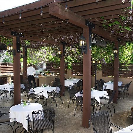 Rogue Regency Inn & Suites Medford Dış mekan fotoğraf