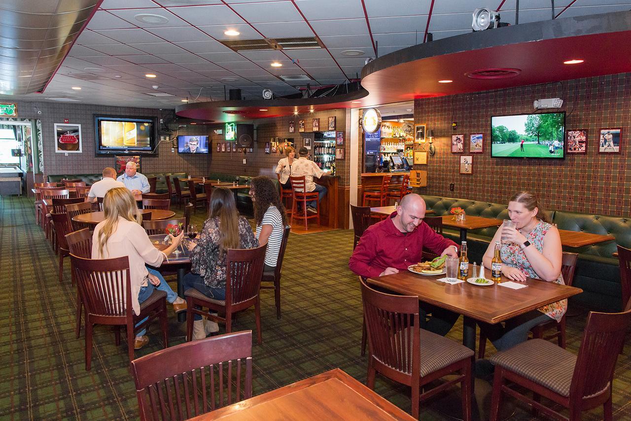 Rogue Regency Inn & Suites Medford Dış mekan fotoğraf